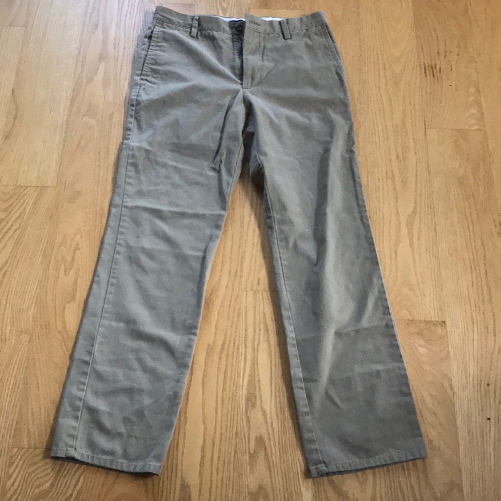 Men’s Dockers slacks
